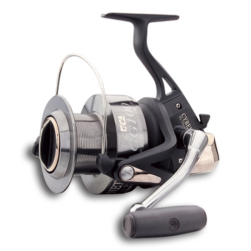 WFT Prut Never Crack Big Fish 300cm 700g 2-díl + TICA Naviják Cybernetic GG100
