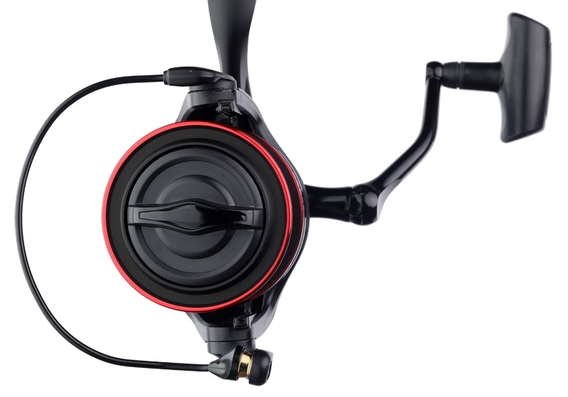 GIANTS FISHING Naviják Gaube Reel FS 9000 + náhradní cívka 10000 ZDARMA