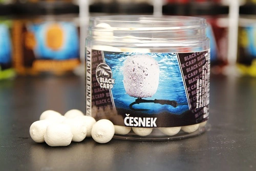 BLACK CARP Balanced Activ Česnek 90g 14mm