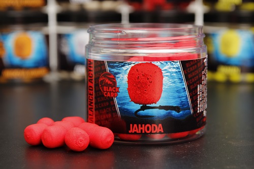 BLACK CARP Balanced Activ Jahoda 90g 14mm