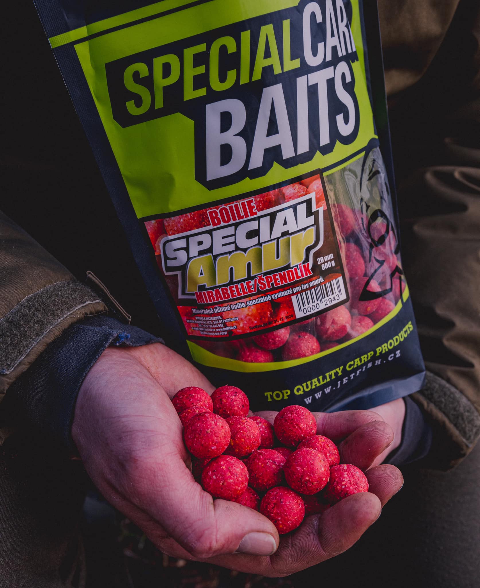 JET FISH Boilie Special Amur Mirabelle / Špendlík 800g 20mm