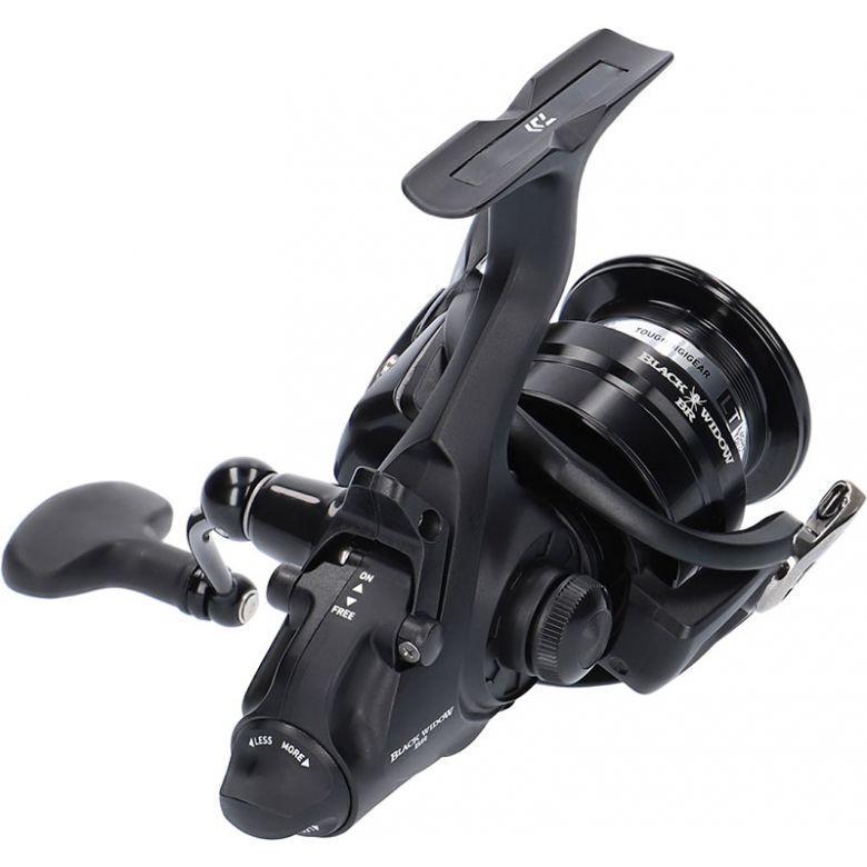 DAIWA Naviják Black Widow BR LT 4000-C
