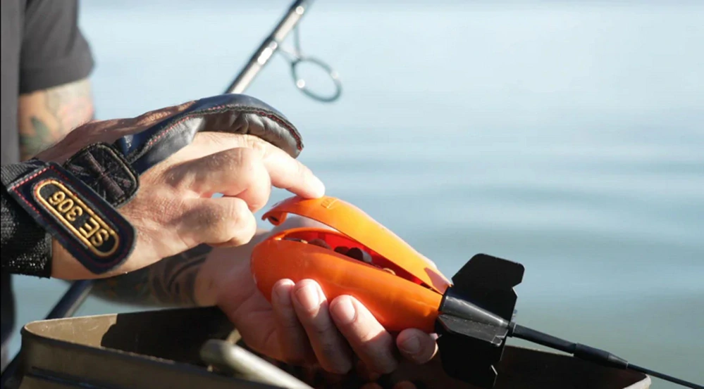 LK BAITS Krmná raketa Spyder Spod Full Orange