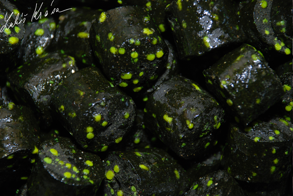 LK BAITS Pelety Duo X-TRA Pellets Nutric Acid & Pineapple 1kg 20mm