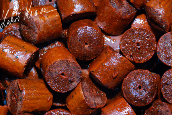 LK BAITS Pelety Salt Salmon Pellet 1kg 20mm