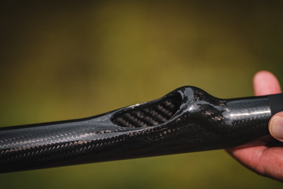 GIANTS FISHING Vrhací tyč Gaube 3K Carbon Baiting Stick 29mm