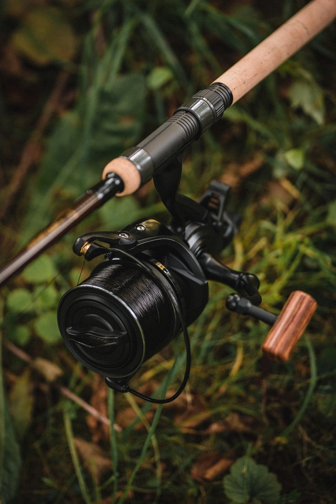GIANTS FISHING Naviják Deluxe Reel FS9000 + ZDARMA cívka 10000