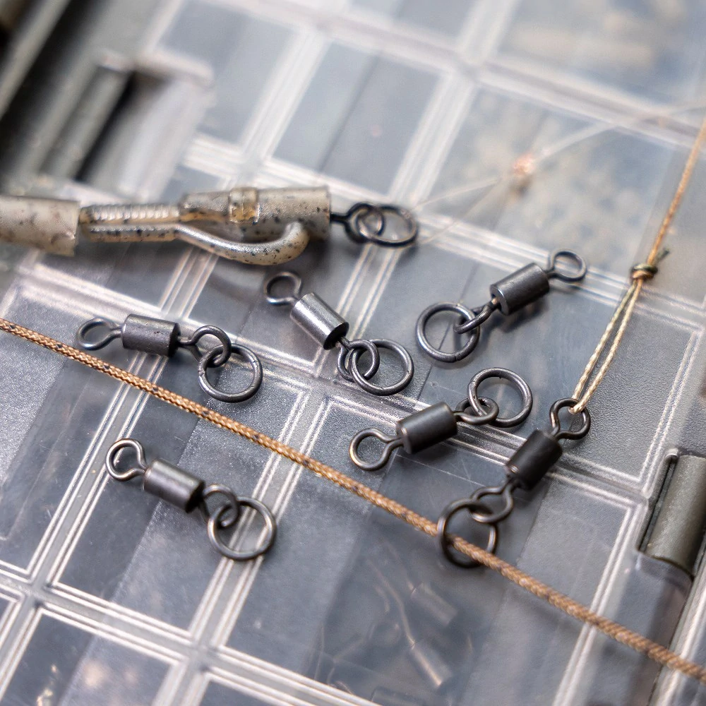AVID Obratlík s kroužkem Outline Ring Swivel #11