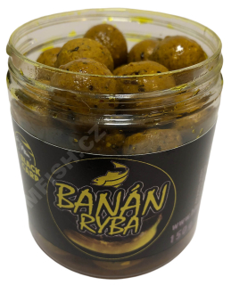 BLACK CARP Dipované boilies Banán - Ryba 150g 20mm