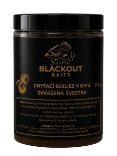 BLACKOUT BAITS Chytací boilies v dipu Zkvašená švestka 200g 20mm