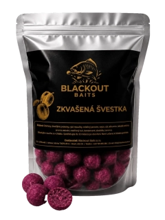BLACKOUT BAITS Boilies Zkvašená švestka 10kg 20mm